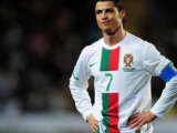 ASSURDO, Cristiano Ronaldo si nega ad una piccola supporter blaugrana