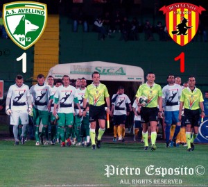 Cia-Zigoni e il derby finisce in parità: Avellino-Benevento 1-1
