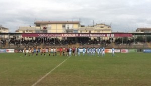 Napoli e Juve Stabia poco prima del calcio d'inizio (foto dalla rete)