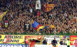 La tifoseria del Catanzaro (foto calciopress.net)