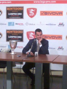 Mezzaroma con la coppa (Miccio/TuttoCalciatori)