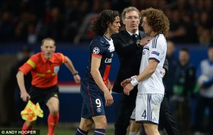 David Luiz e Cavani hanno già avuto modo di conoscersi (foto www.101greatgoals.com)