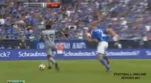 L'azione del giamaicano Rolando