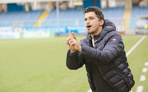 Il tecnico del Messina Arturo Di Napoli