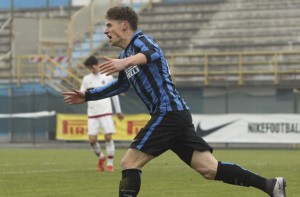 Pinamonti dopo un gol con la maglia dell'Inter (foto dal web)