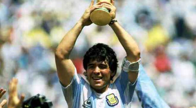 Diego Armando Maradona (Fonte: tuttobolognaweb.it)