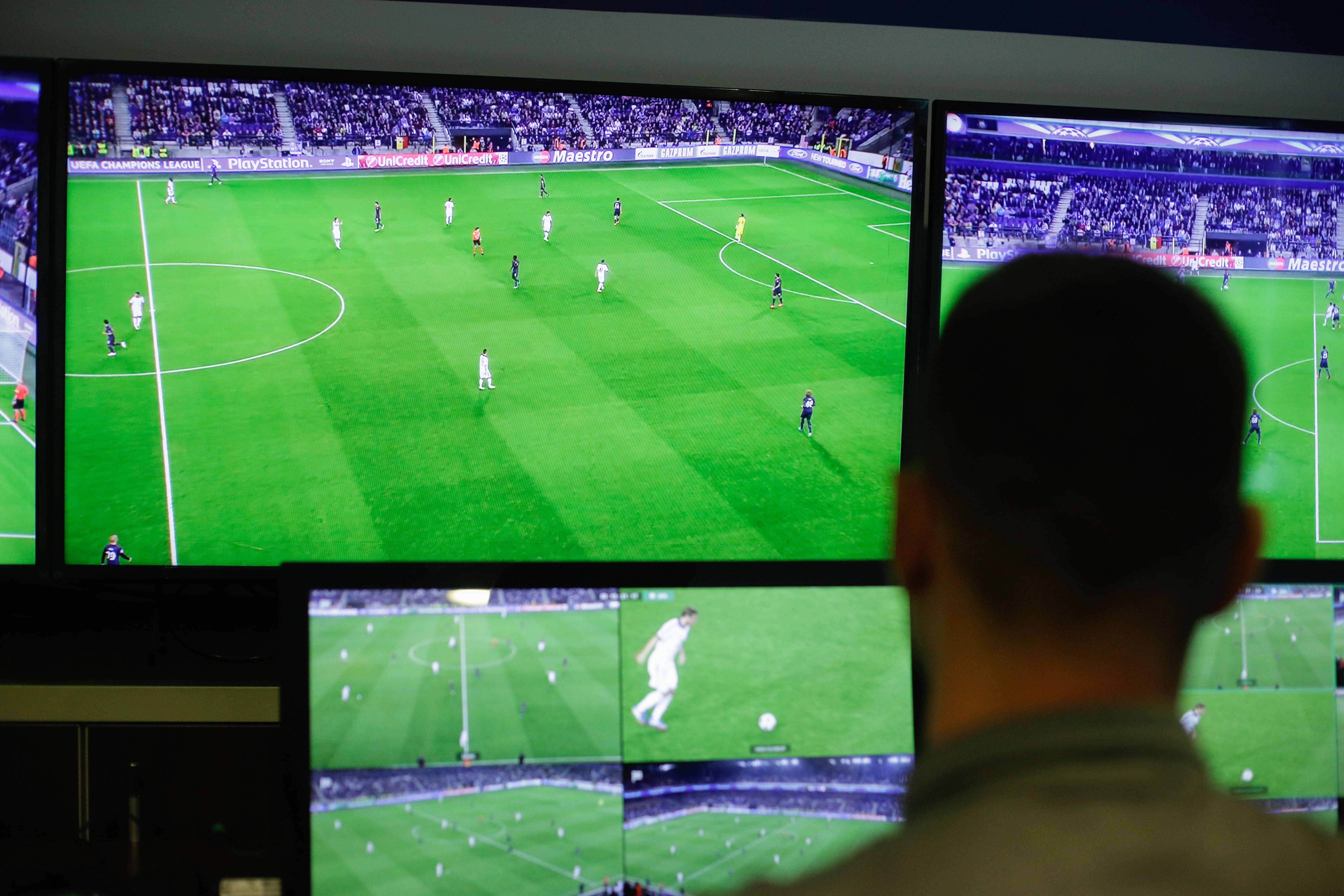 Il VAR ha reso il calcio un posto peggiore? Una riflessione oltre la superficie